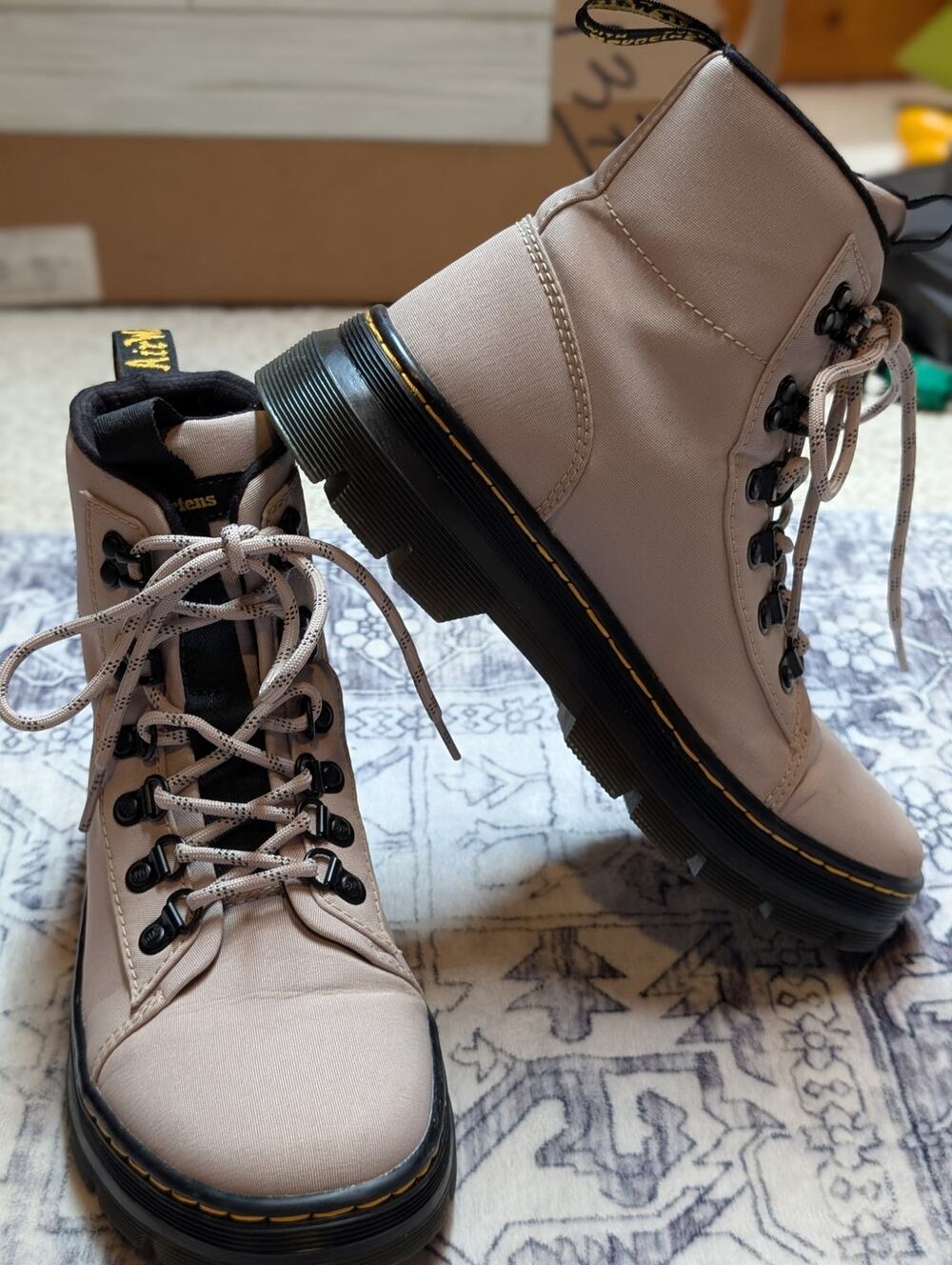 Vintage Dr. Marten women's Combs Twill Taupe combat boots Bouncing Soles size 7